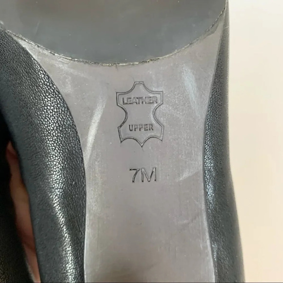 Tory Burch Romy Pump Black Leather Heels Women’s‎ Size 7 Patent Ruffle Luxe Look - Picture 4 of 11